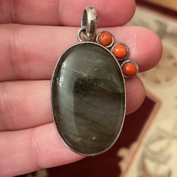 Sterling Silver 925 Labradorite/Red Corall Oval Large Pendant - Picture 1 of 7